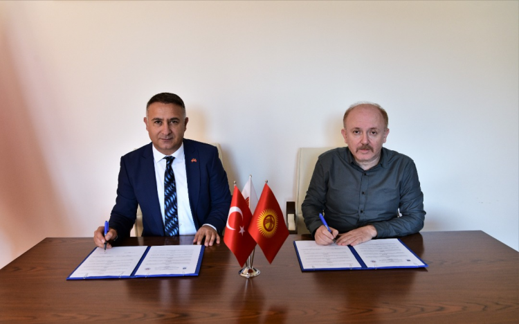 Kırgızistan-Türkiye Manas Üniversitesi Türk Uygarlığı Araştırma ve Uygulama Merkezi ile Akademik İşbirliği Antlaşması İmzalandı